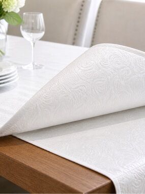 Linens ’N Things 52” x 70” White Vinyl Waterproof Table Pad Protector